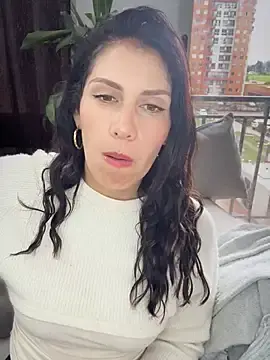 Stripchat Free Porn Cam of Alysson--