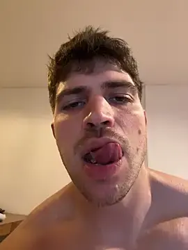 Stripchat Sex Cam of ArgentiiinoBoy