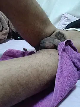Stripchat Live Sex Cam of dark-skinned212