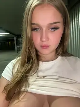 Stripchat Adult Video Chat of Hannah-2007