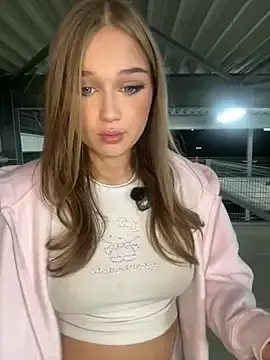 Stripchat Free Live Porn of Hannah-2007