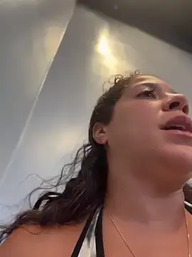 Stripchat Live Sex Cam of Bigbuttbrooklynn