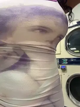 Stripchat Sex Cam of Bigbuttbrooklynn
