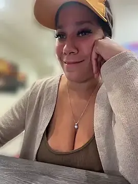 Stripchat Nude Webcam of Bigbuttbrooklynn