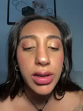 Stripchat Watch Live Sex Cams of Hannahoff