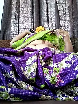 Stripchat Sex Cam of Hot_Sreeja_Tamil