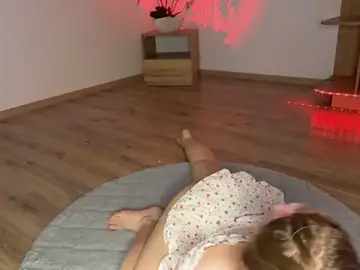 Stripchat Live Sex Cam of FreiaFlower