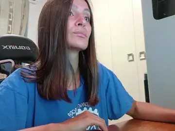 Stripchat Sex Cam of GodlyTheia