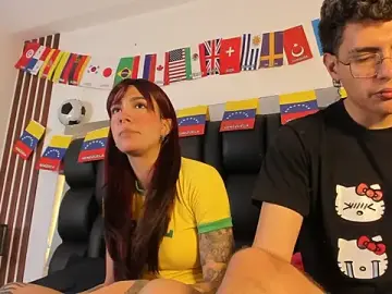 Stripchat Free Porn Cam of dalhia_and_hades