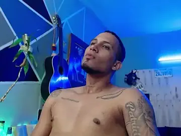 Stripchat Free Live Porn of MagnusFrost