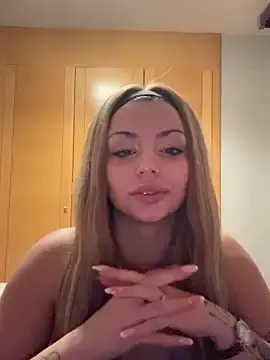 Stripchat Free Live Porn of Noeliagglow