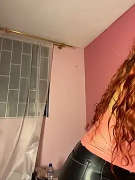 Stripchat Adult Webcam of PrettyChloe_
