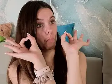 Stripchat Live Sex Cam of chloemilka
