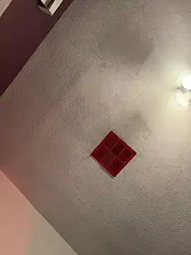Stripchat Free Porn Cam of MyHoneyFrida