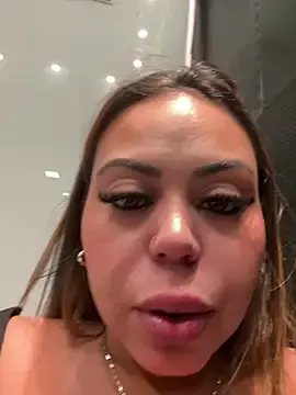 Stripchat Adult Webcam of lariic