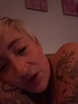 Stripchat Free Live Porn of Bigboobiegirl90