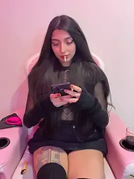 Stripchat Watch Live Sex Cams of Felicia_smok3