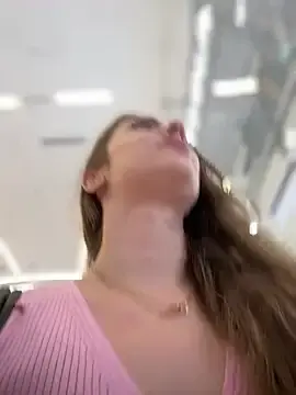 Stripchat Best live sex cam show of MariiD