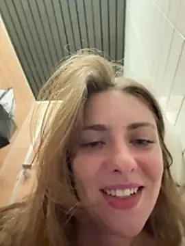 Stripchat Best Webcam of MariiD