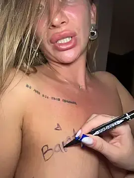 Stripchat Live Sex Cam of RollingGirls