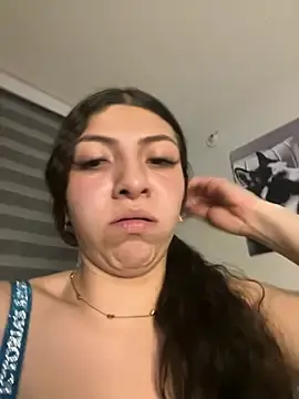 Stripchat Live Sex of arieel__722