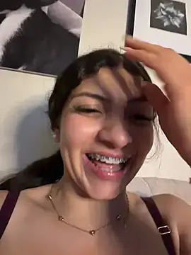 Stripchat Free Porn Cam of arieel__722