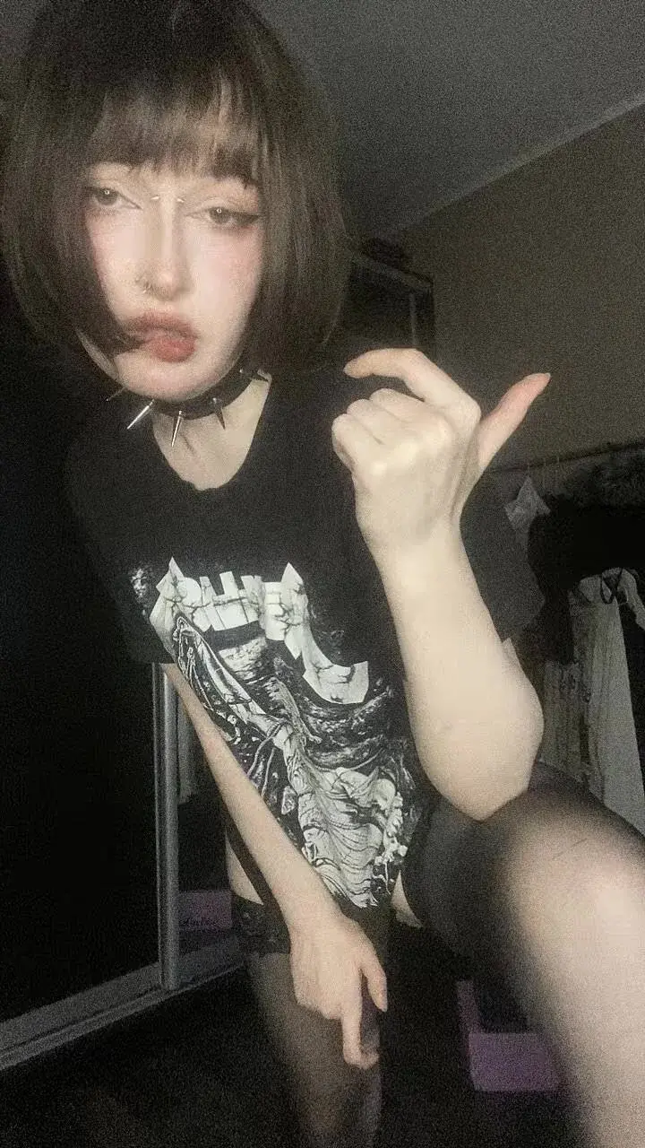 virusDoll