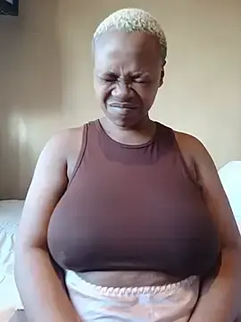 Stripchat Live Sex of Missnightxx