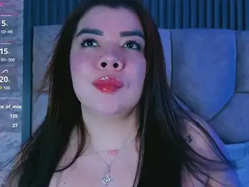 Stripchat Live Sex Cam of BellatrixKorz