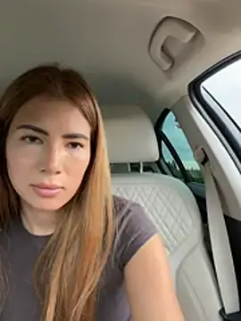 Stripchat Live Sex Cam of ClaireBree