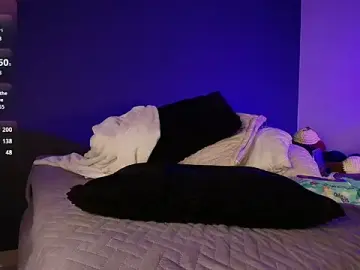 Stripchat Free Porn Cam of Lucas_eevans