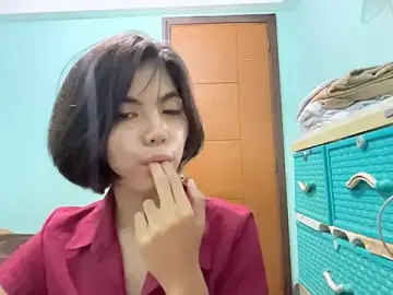 Stripchat Free Porn Cam of YukikoSchaefers