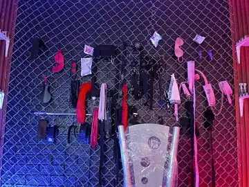 Stripchat Free Porn Cam of Black_Rosse_bdsm