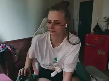 Stripchat Free Porn Cam of Celeste_Off