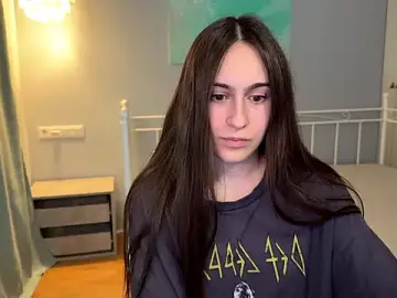 Stripchat Free Porn Cam of AliceKolltt