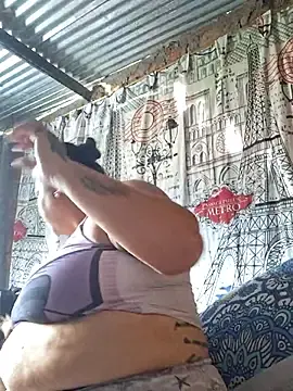 Stripchat Adult Webcams of Juli_Powl
