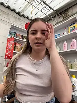 Stripchat Adult Webcam of imlindapink