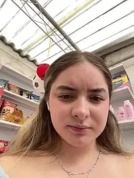 Stripchat Free Porn Cam of imlindapink