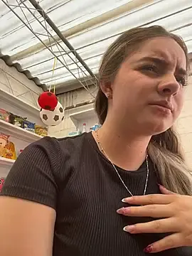 Stripchat Live Sex of imlindapink