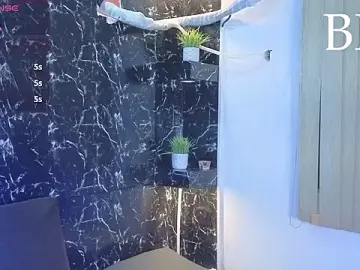 Stripchat Free Porn Cam of MR_EITHAN