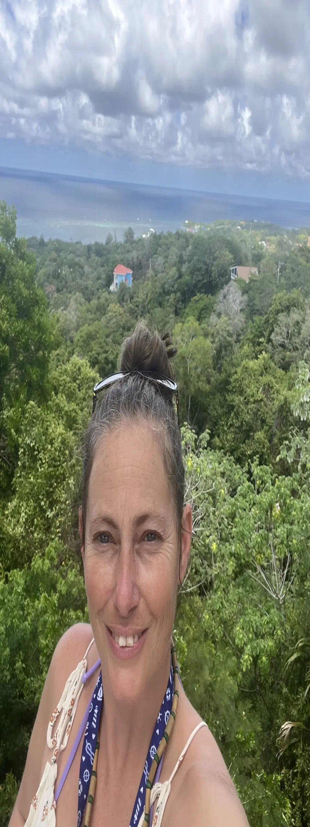 amberhotts2025