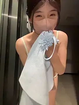 Stripchat Free Live Porn of gougou13