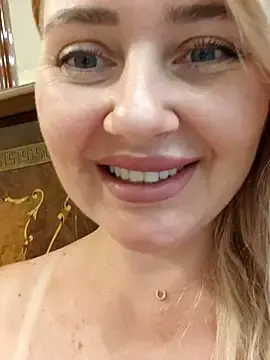 Stripchat Best live sex cam show of LadyLolyPop_