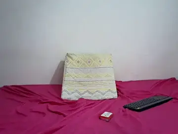 Stripchat Sex Chat of Scarlett_Cherry_
