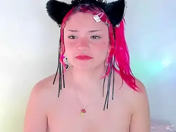 Stripchat Free Porn Cam of Tiny__Emmy_