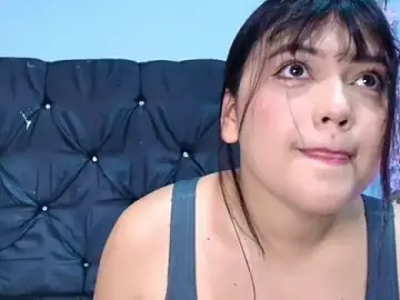 Stripchat Free Live Porn of alisson_carolina73