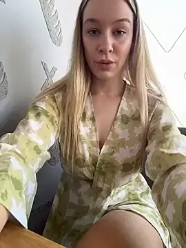 Stripchat Nude Webcam of SashaCatt