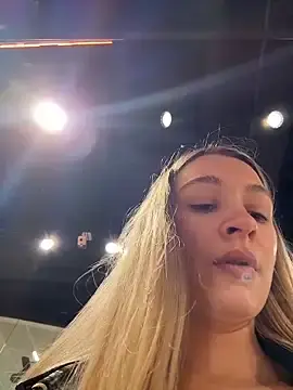 Stripchat Best live sex cam show of SashaCatt