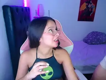 Stripchat Free Porn Cam of jessi_and_boy