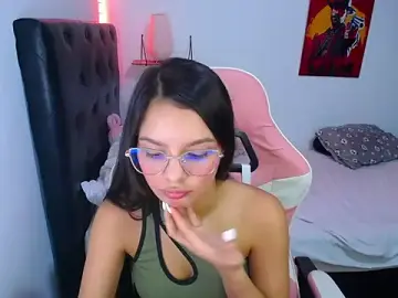 Stripchat Live Sex of jessi_and_boy